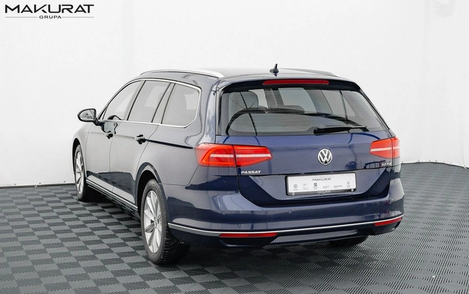 Volkswagen Passat cena 68450 przebieg: 159906, rok produkcji 2017 z Jarosław małe 704